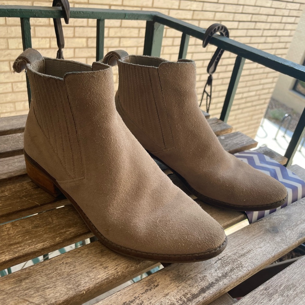 Dolce Vita Suede Booties